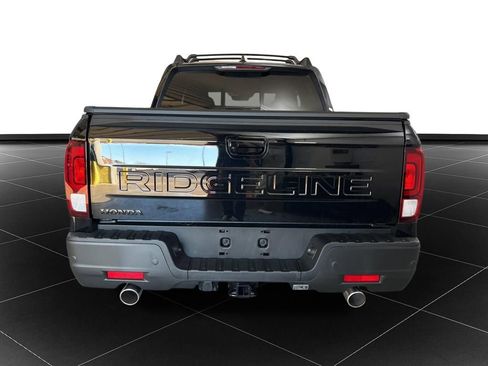 New 2026 Honda Ridgeline Black Edition image 4