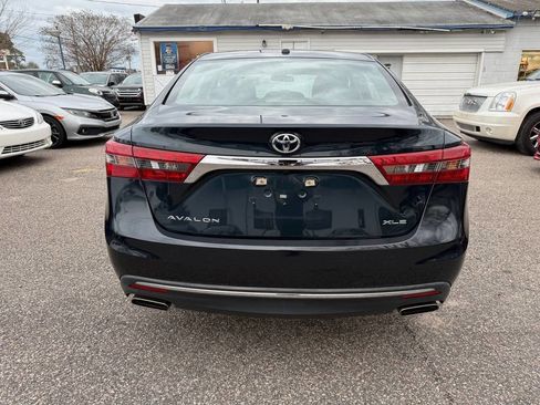 Used 2016 Toyota Avalon XLE image 7