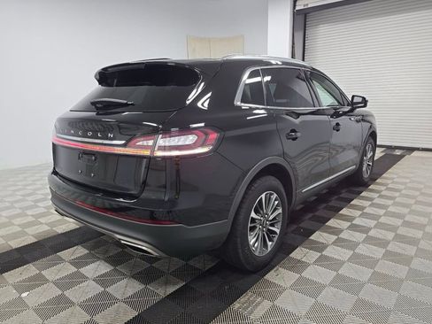 Used 2023 Lincoln Nautilus AWD image 3