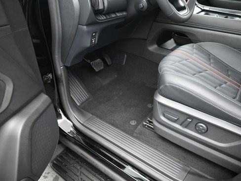 New 2025 Nissan Armada PRO-4X w/ Pro-4X Premium Package image 15