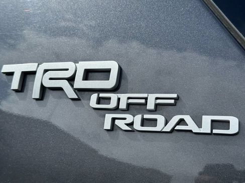 Used 2023 Toyota 4Runner TRD Off-Road Premium w/ Off Road Premium Plus Package AWD/4WD image 12