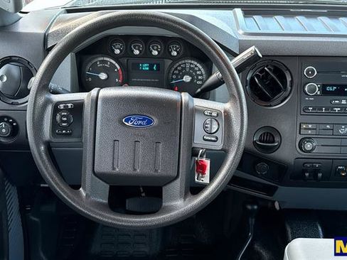Used 2015 Ford F550 XL image 16