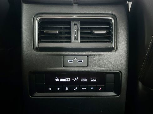 Used 2025 MAZDA CX-90 Plug-In Hybrid w/ Preferred image 29