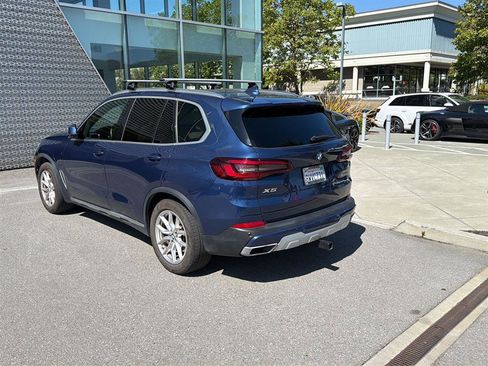 Used 2021 BMW X5 xDrive45e w/ Parking Assistance Package AWD/4WD image 8