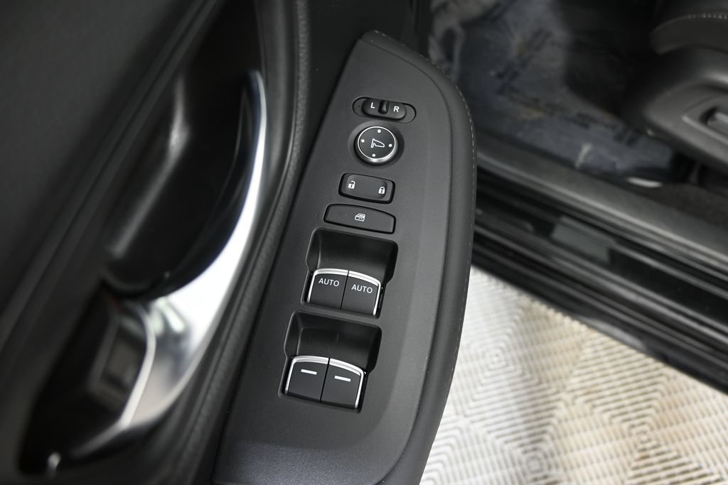 Used 2026 Honda HR-V EX-L image 19