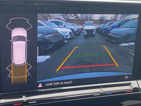 Certified 2024 Volkswagen Atlas SE image 14