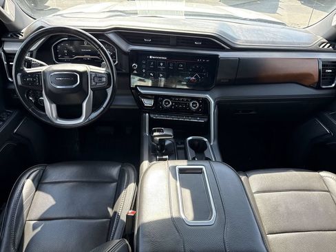 Used 2022 GMC Sierra 1500 Denali AWD/4WD image 10