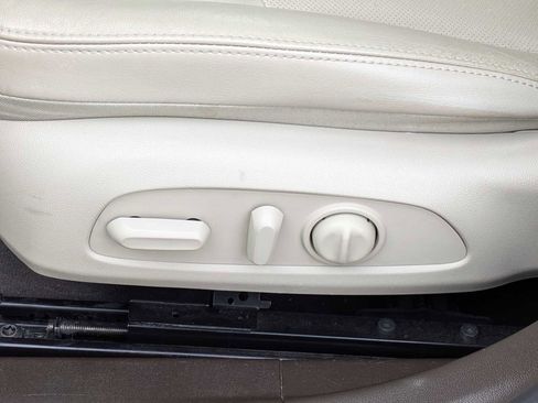 Used 2017 Buick LaCrosse Essence w/ Sun and Shade Package image 16