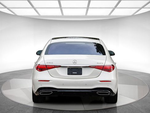 Used 2022 Mercedes-Benz S 500 S 500 image 3