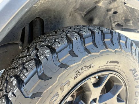 New 2026 Jeep Wrangler Unlimited Sport AWD/4WD image 19