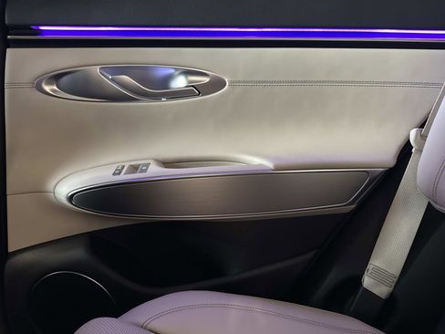 New 2026 Genesis GV70 2.5T Select image 15