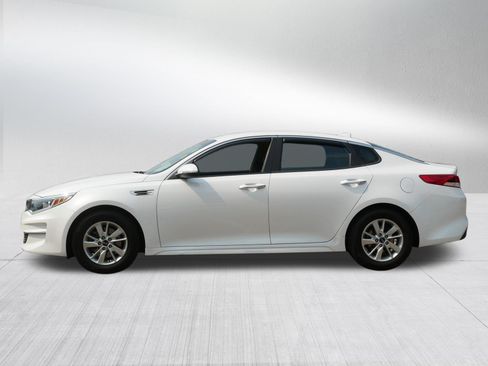 Used 2018 Kia Optima LX FWD image 4