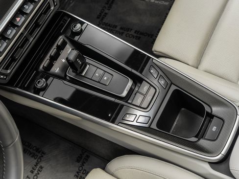 Used 2022 Porsche 911 Turbo S image 28