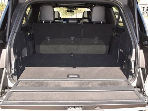 New 2025 Lincoln Navigator L Reserve w/ Jet Appearance Package image 40