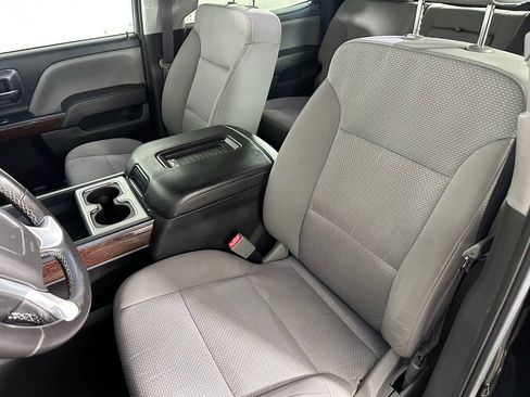 Used 2017 GMC Sierra 1500 SLE w/ SLE Value Package AWD/4WD image 18