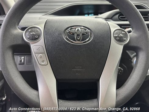 Used 2014 Toyota Prius C Three image 13