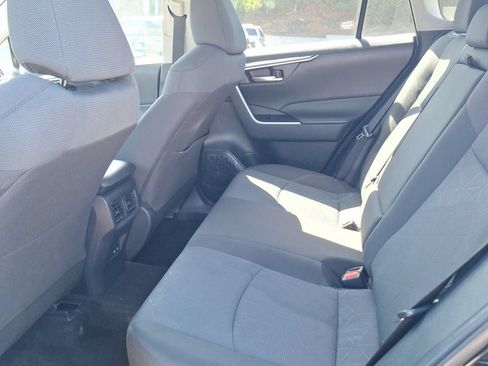 Used 2024 Toyota RAV4 XLE FWD image 16