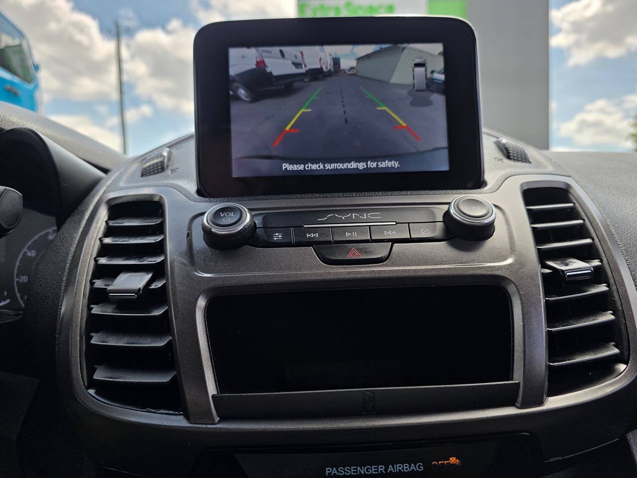 Used 2020 Ford Transit Connect XL FWD image 9