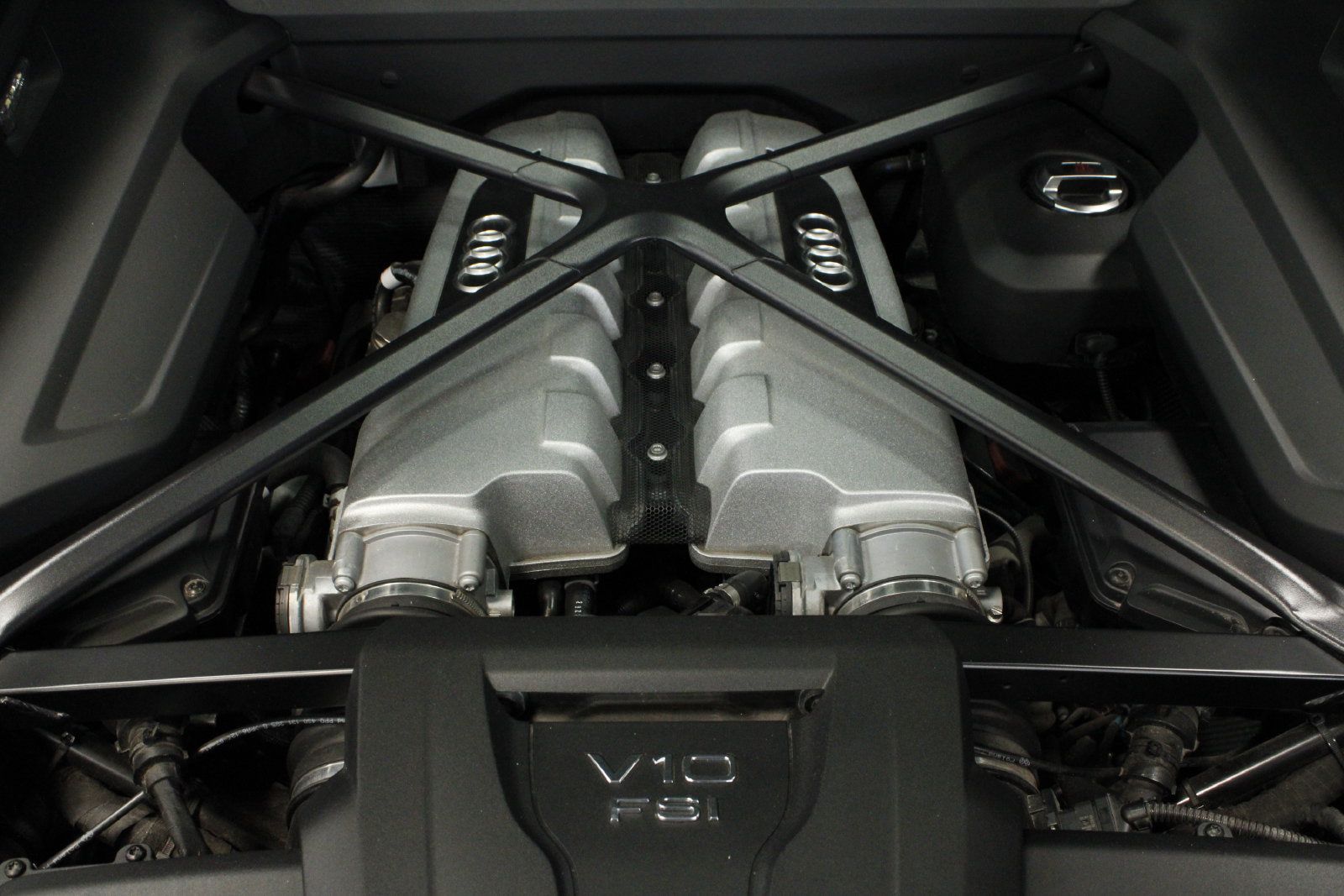 Used 2023 Audi R8 V10 performance RWD image 32