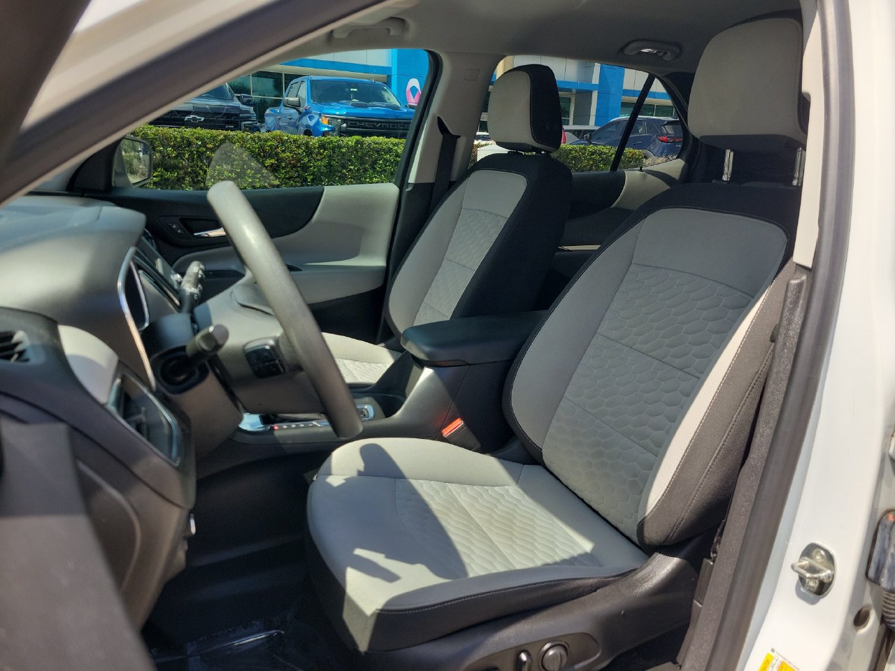 Certified 2021 Chevrolet Equinox LS w/ LS Convenience Package FWD image 15