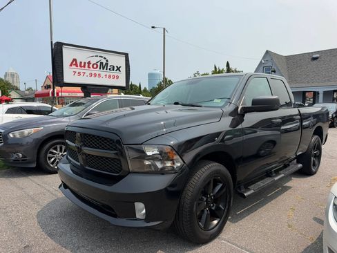Used 2017 RAM 1500 Express w/ Black Ram 1500 Express Group AWD/4WD image 1