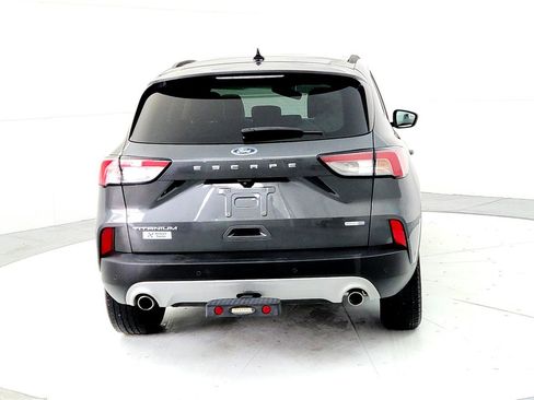 Used 2020 Ford Escape Titanium image 5