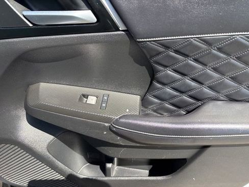 Used 2023 Mitsubishi Outlander SEL AWD/4WD image 43
