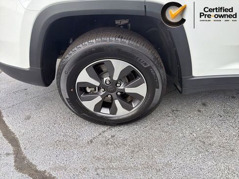Certified 2022 Jeep Grand Cherokee Limited 4xe AWD/4WD image 20