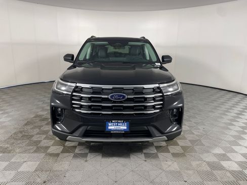 New 2026 Ford Explorer Active w/ Active Comfort Package AWD/4WD image 15