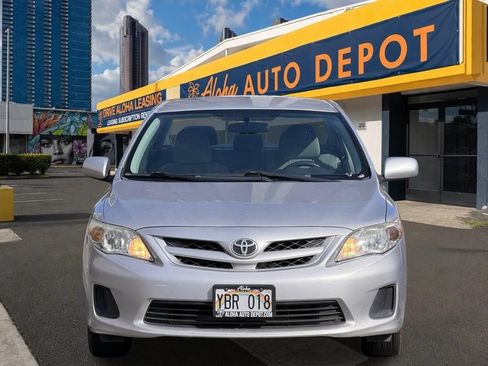 Used 2012 Toyota Corolla LE FWD image 7