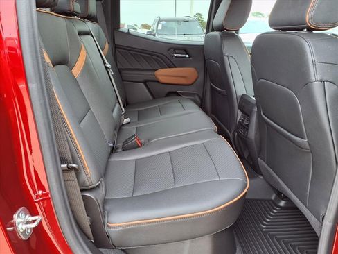 Used 2024 GMC Canyon AT4 w/ AT4 Premium Package image 19