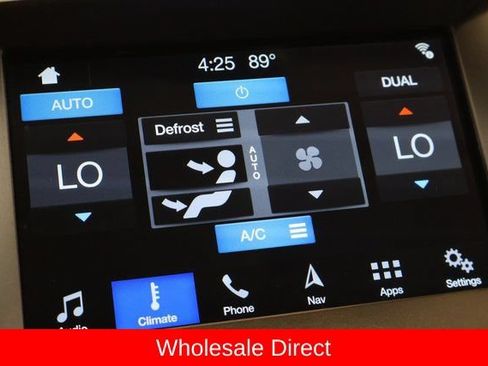 Used 2016 Ford Edge Titanium w/ Technology Package AWD/4WD image 24