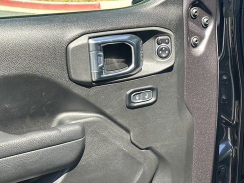 Used 2024 Jeep Wrangler Unlimited Rubicon 4xe w/ Technology Group image 14