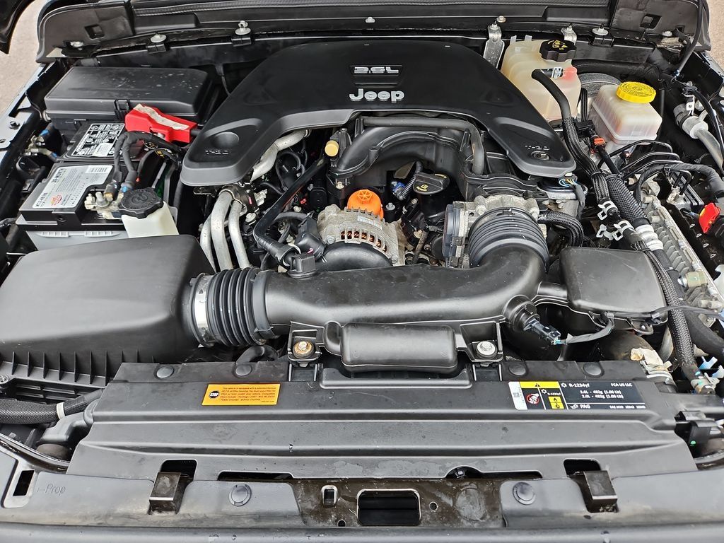Used 2020 Jeep Wrangler Unlimited Sport AWD/4WD image 21