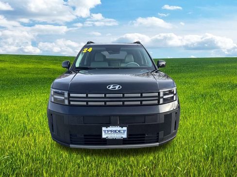 Used 2024 Hyundai Santa Fe SEL image 2