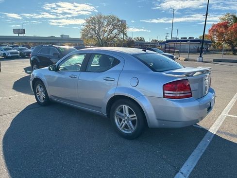 Used 2009 Dodge Avenger SXT image 8