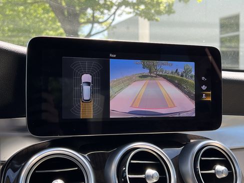 Certified 2021 Mercedes-Benz GLC 300 image 25