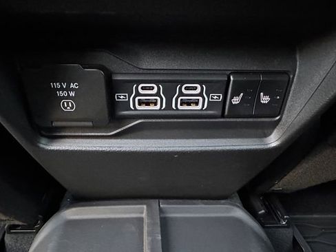 Used 2024 Jeep Grand Cherokee Limited 4xe image 11