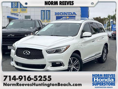 Used 2019 INFINITI QX60 Luxe w/ Essential Package FWD image 1
