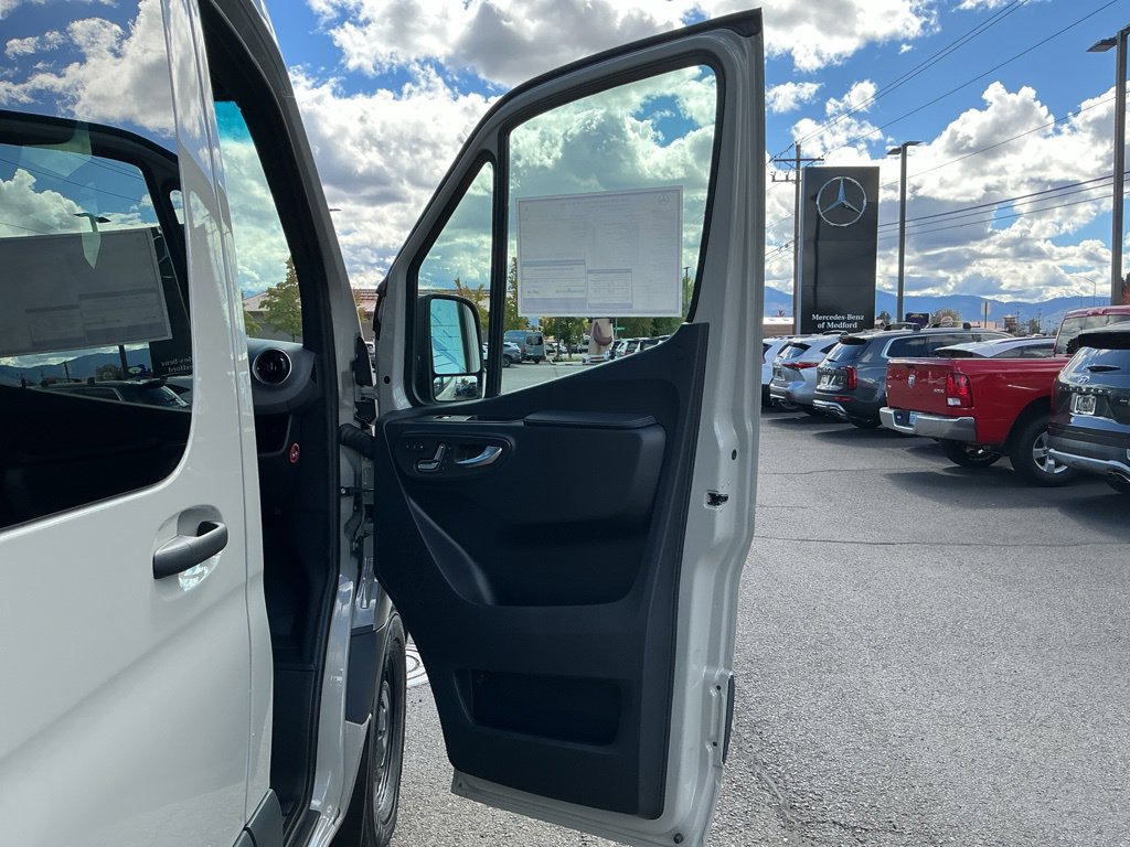 New 2026 Mercedes-Benz Sprinter 2500 image 20