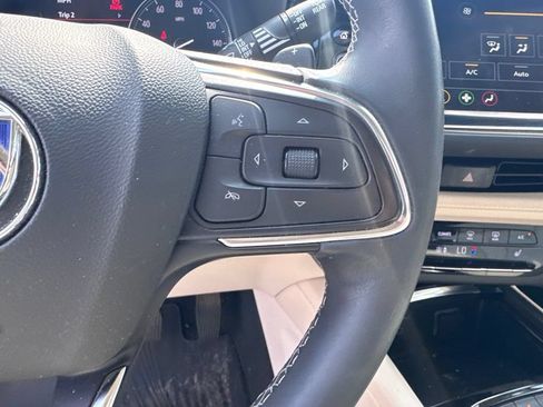 Used 2023 Buick Envision Essence AWD/4WD image 17