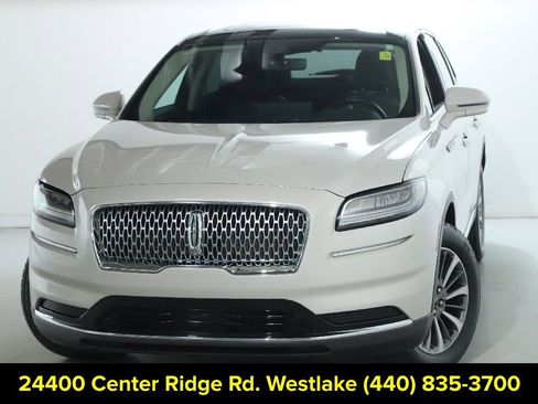 Used 2022 Lincoln Nautilus Reserve image 4