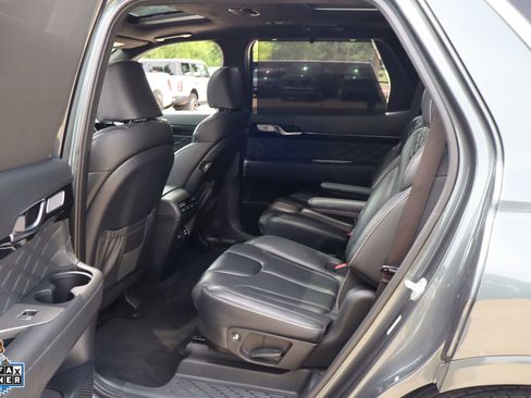 Used 2022 Hyundai Palisade Calligraphy FWD image 28