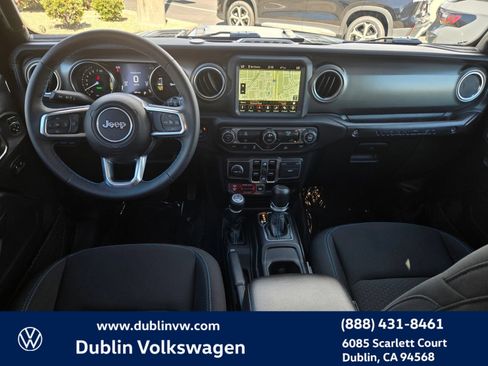 Used 2023 Jeep Wrangler Unlimited Rubicon 4xe AWD/4WD image 14