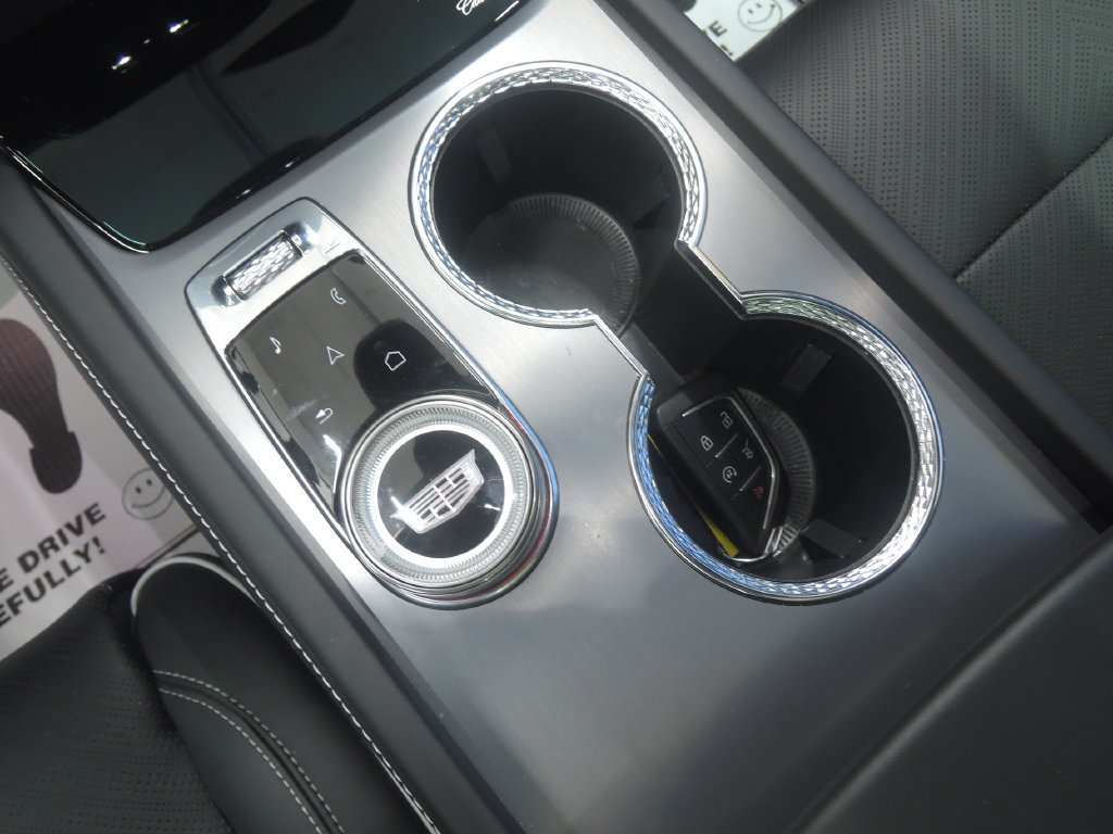 Used 2026 Cadillac Vistiq Platinum AWD/4WD image 23