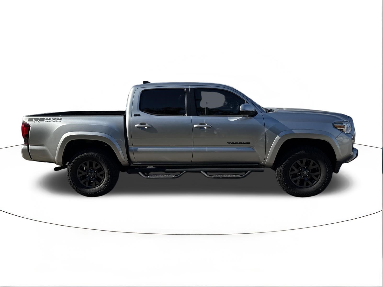 Used 2022 Toyota Tacoma SR5 w/ Technology Package RWD image 2