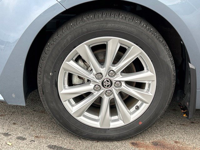 Used 2026 Toyota Corolla LE w/ LE Premium Package AWD/4WD image 17