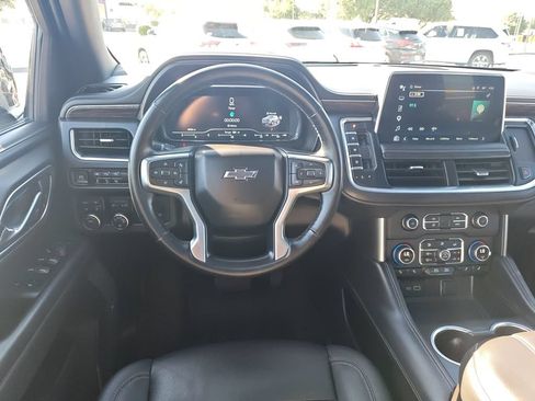 Used 2024 Chevrolet Tahoe Z71 w/ Luxury Package AWD/4WD image 18