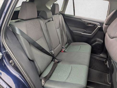 Used 2024 Toyota RAV4 XLE image 19