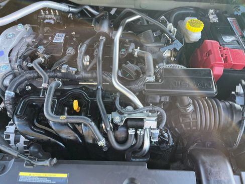 Used 2025 Nissan Sentra SV FWD image 32
